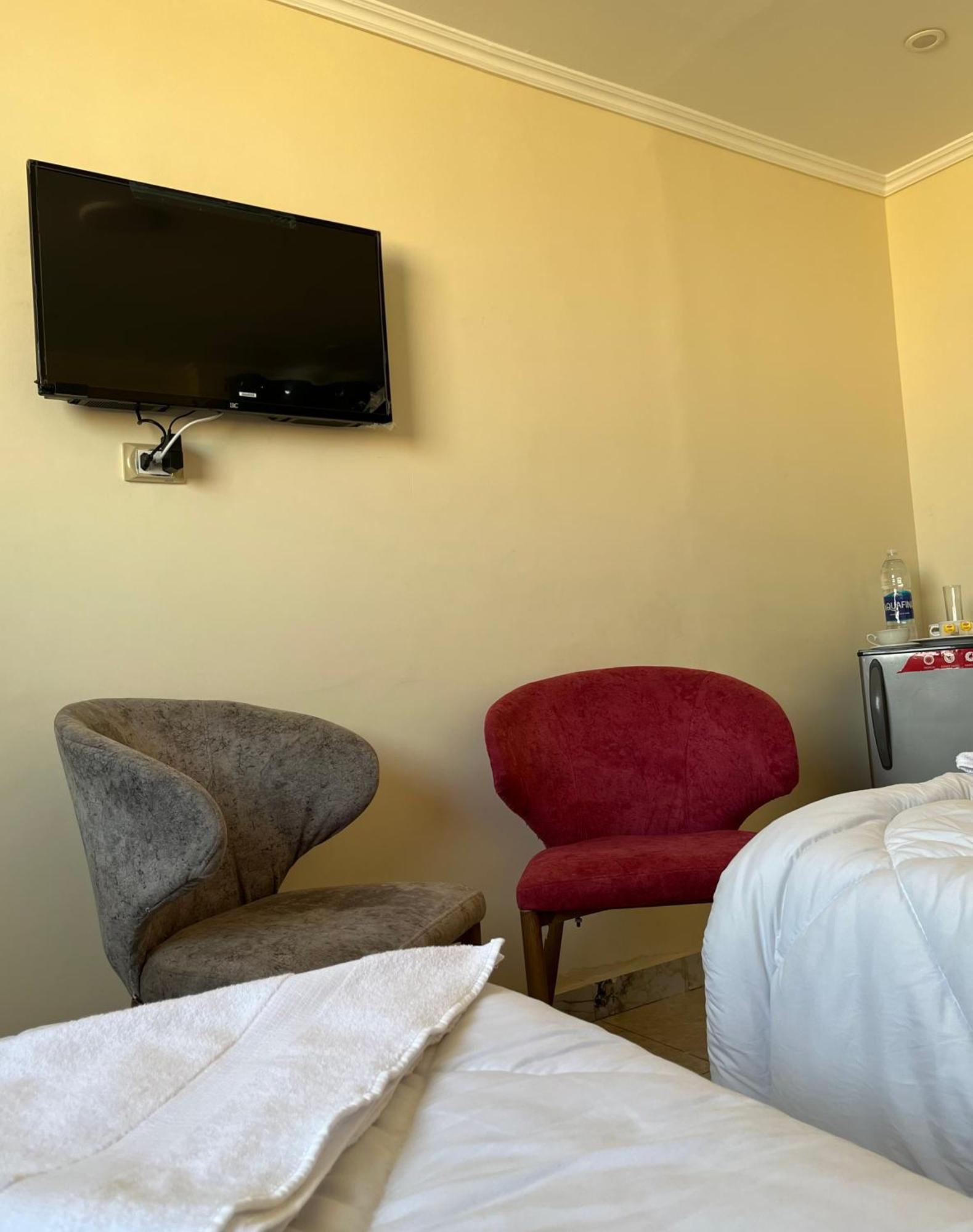 Kafret el-Gabal Pyramids Pride Inn מראה חיצוני תמונה